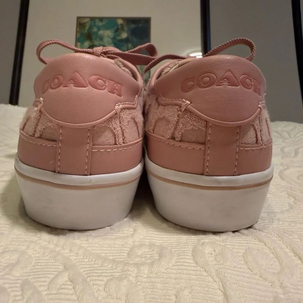 COACH Women's Rose Lace Sneakers